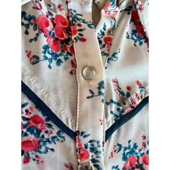Women’s South Western Wrangler Style Floral Button Up Blouse/Top Size Medium - Picture 12 of 16